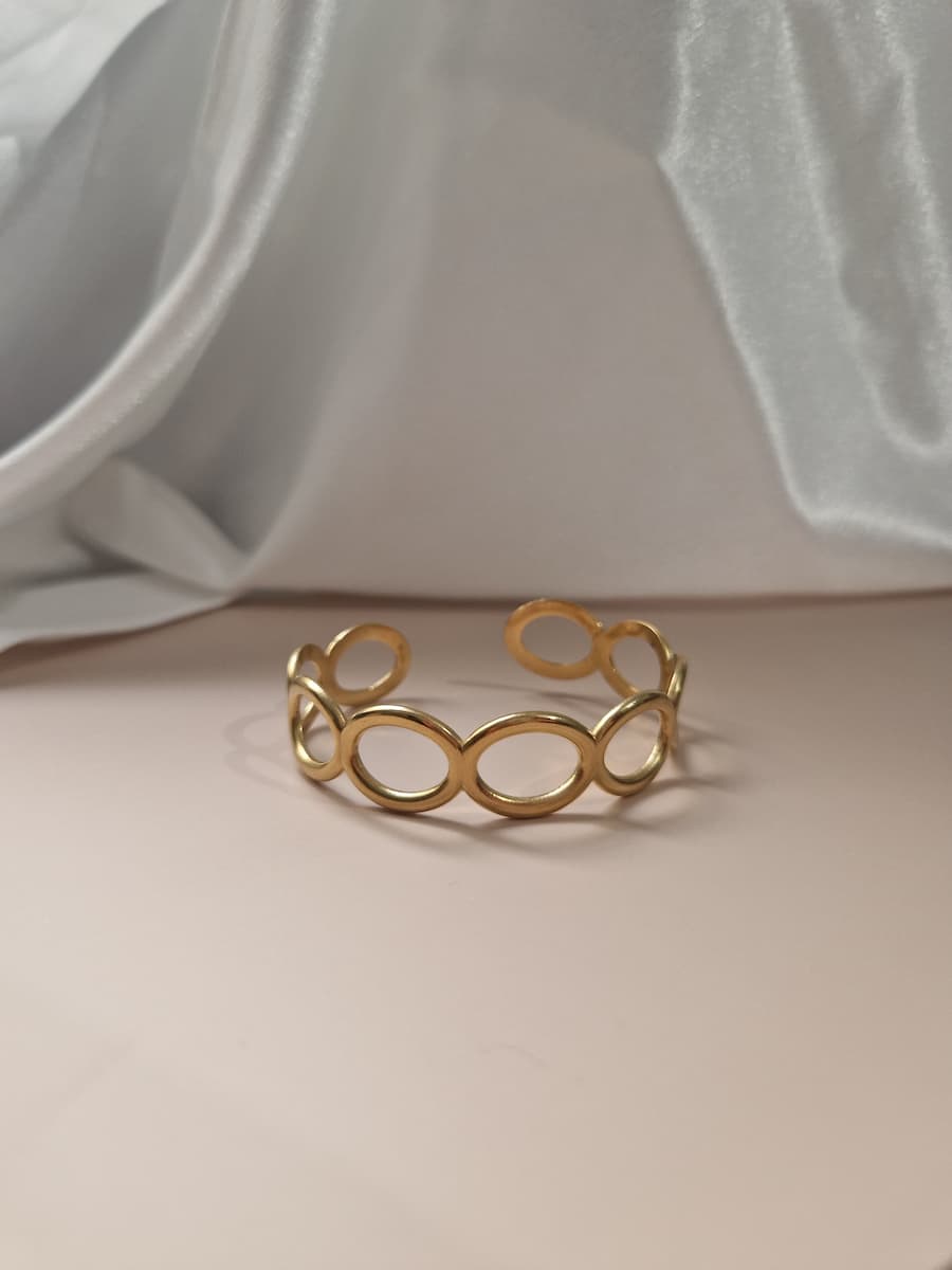brazalete ovalos dorado